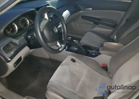 2008 Honda Accord Lxp z USA, uszkodzony, nr VIN JHMCP26468C047055